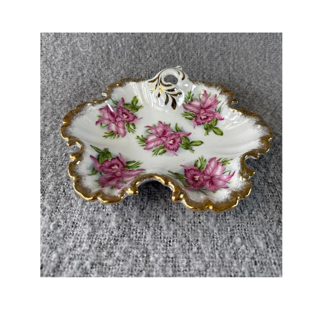 Grandma Vintage Trinket Dish 8